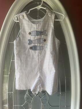 Banana Split Baby Boy 18M Tan Gingham Fish Applique Romper | WORN ONCE